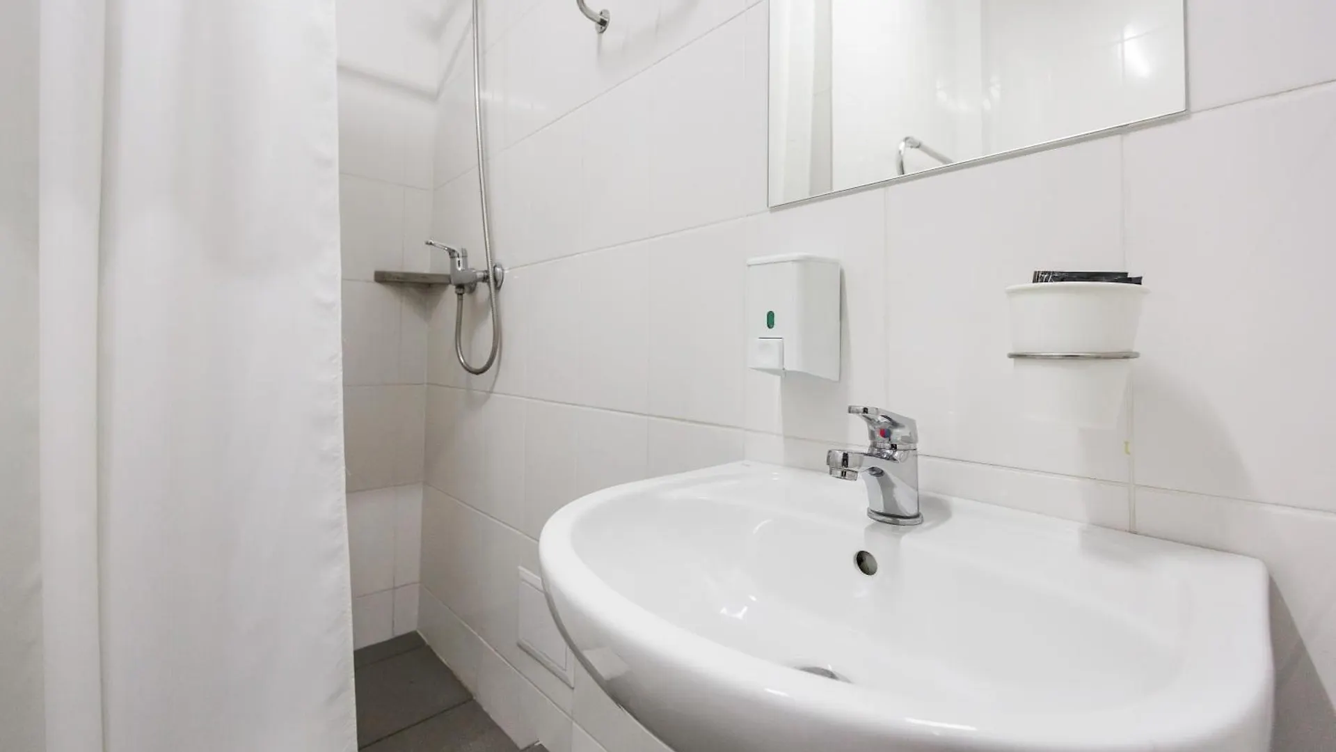 Hotel Dolynskiy Lviv 0*,